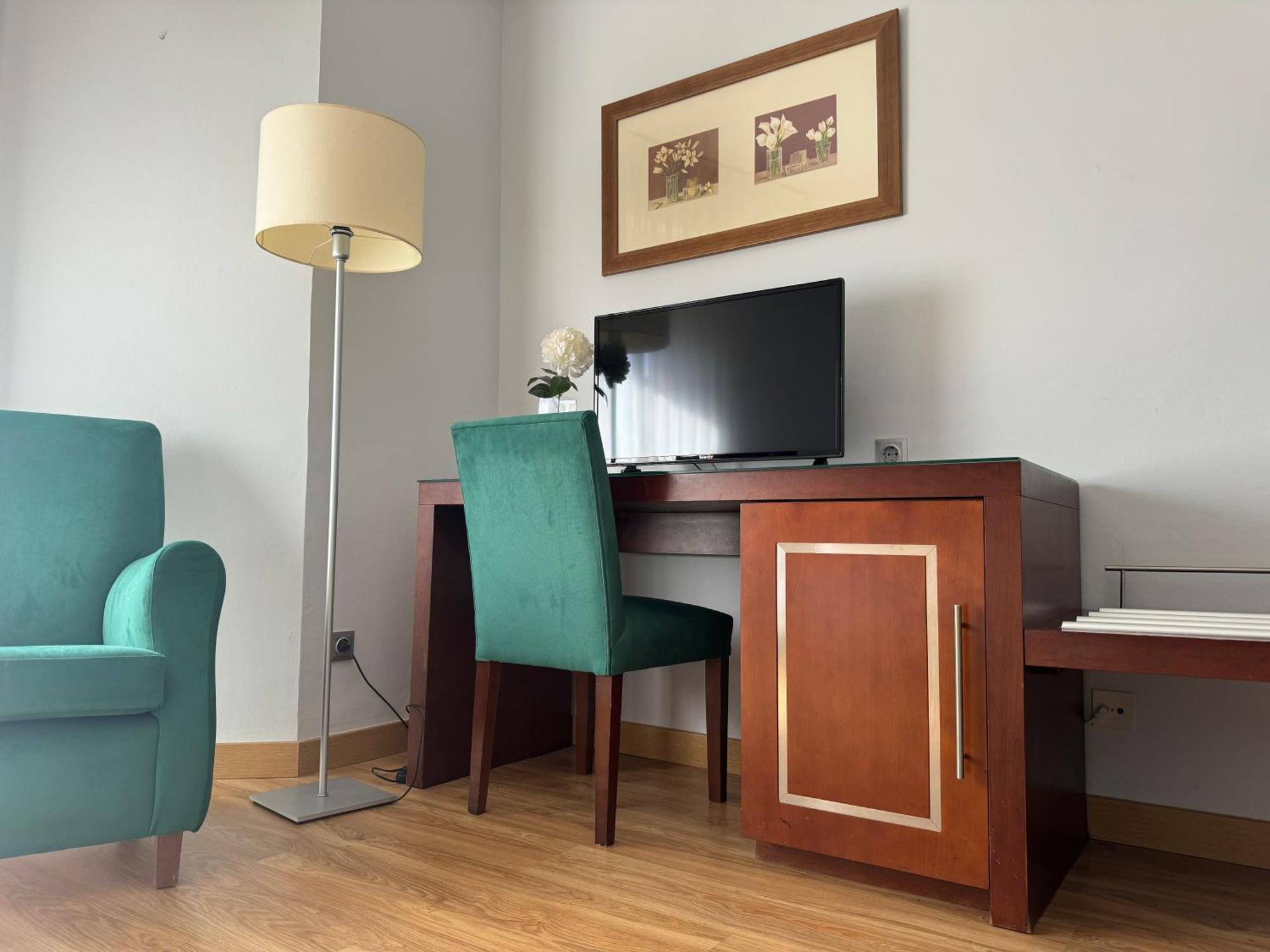 Hotel Rl Anibal 리나레스 외부 사진