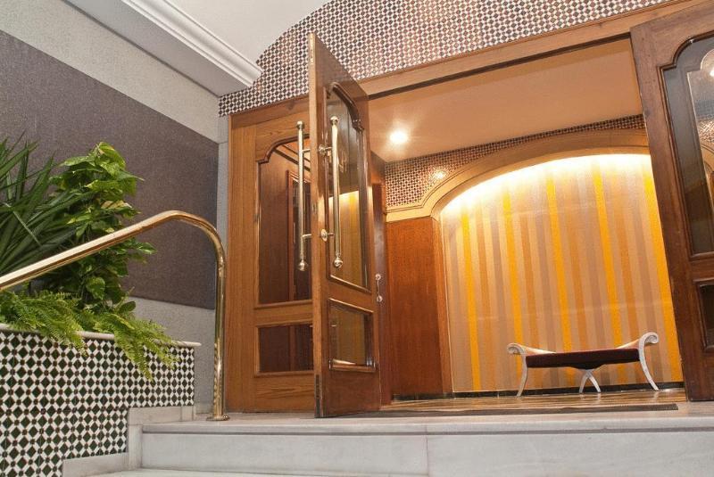 Hotel Rl Anibal 리나레스 외부 사진